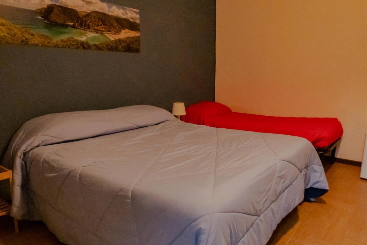 Passaggio A Sud Ovest Bed & Breakfast Iglesias Ngoại thất bức ảnh