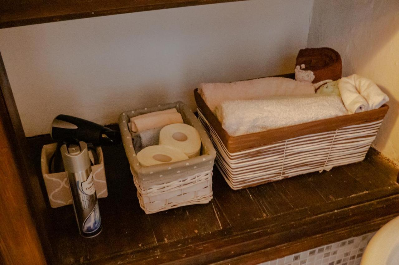 Passaggio A Sud Ovest Bed & Breakfast Iglesias Ngoại thất bức ảnh
